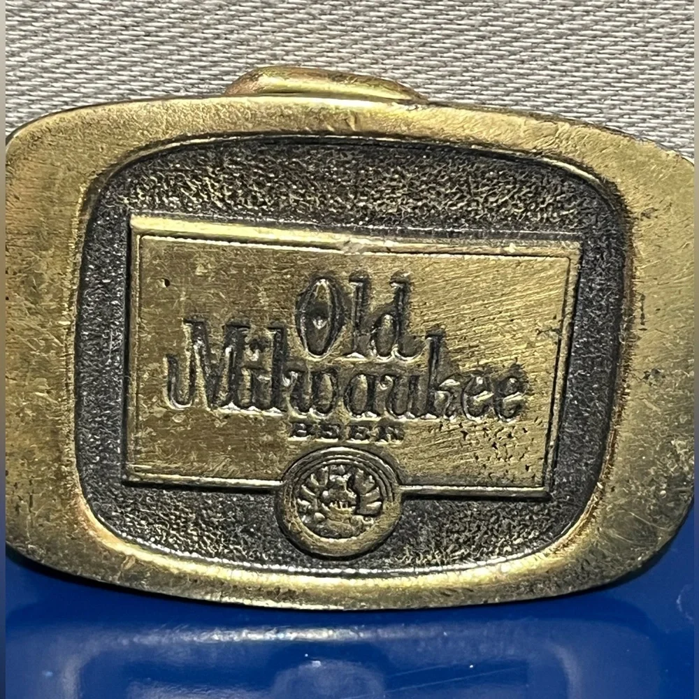 Old Milwaukee Beer Brass Belt Buckle MM Limited Chicago Vintage 80s 1980s 1983